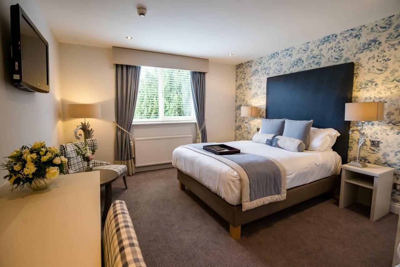 Worldhotels Distinctive Woughton House Hotel Milton Keynes Bagian luar foto