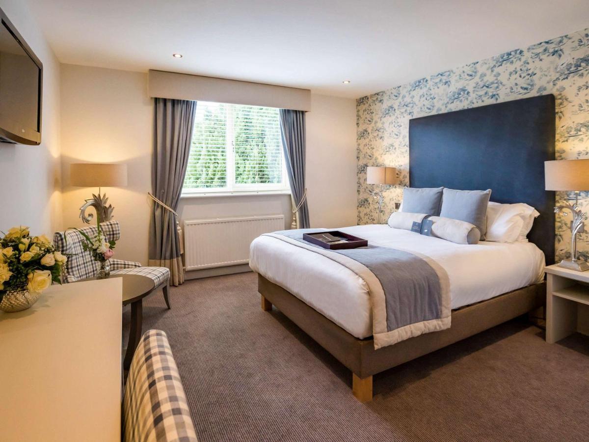 Worldhotels Distinctive Woughton House Hotel Milton Keynes Bagian luar foto